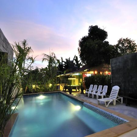 Serene Villa Phuket Chalong Eksteriør bilde